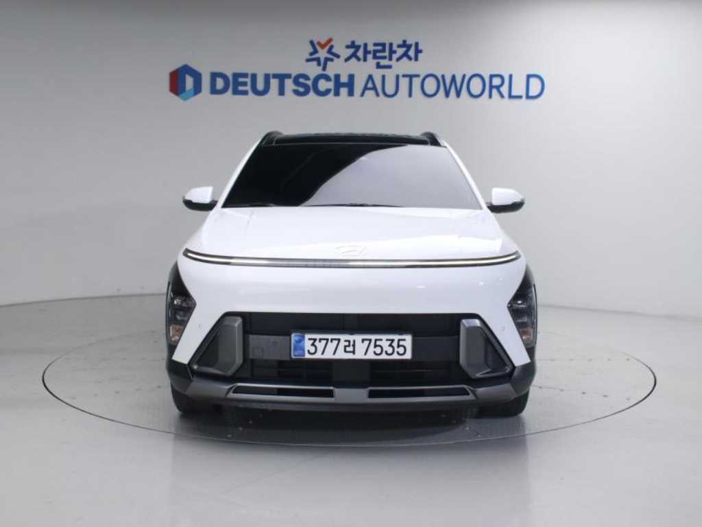 HYUNDAI Kona - Vista 3