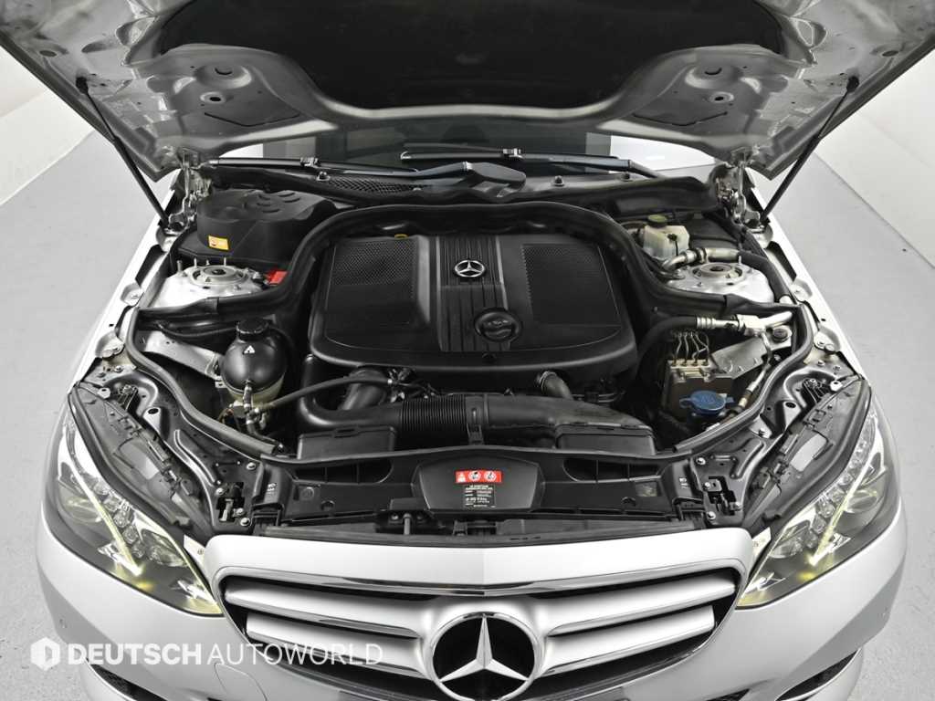 Mercedes Benz E class - Vista 6