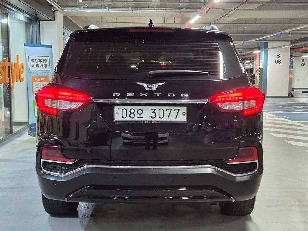 Ssangyong Rexton - Vista 5