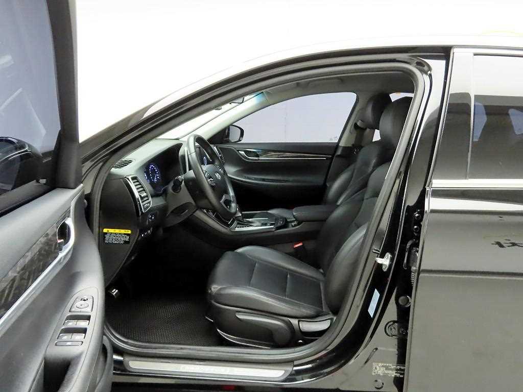 HYUNDAI Grandeur - Vista 12