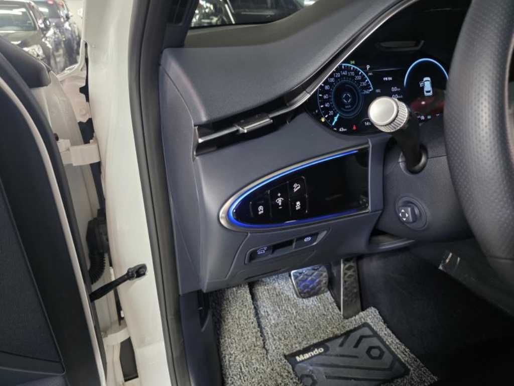 Genesis GV70 - Vista 11