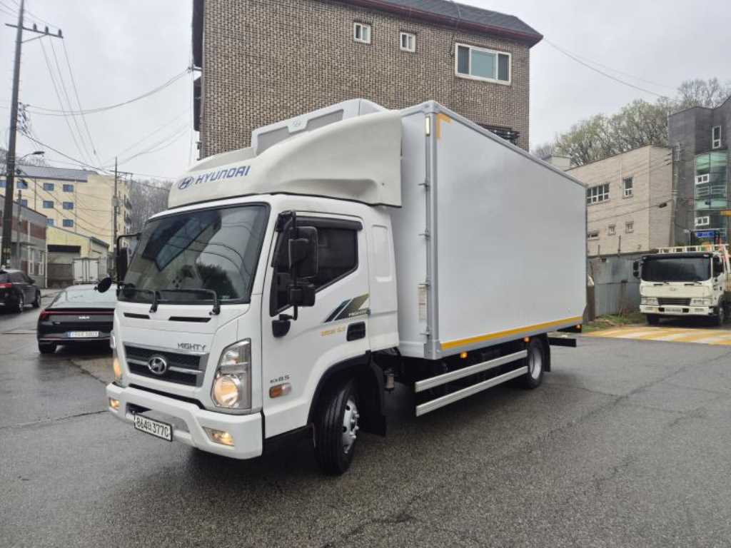 medium and large cargo truck 2021 - Importación desde Corea - HF Imports Iquique - Foto 1