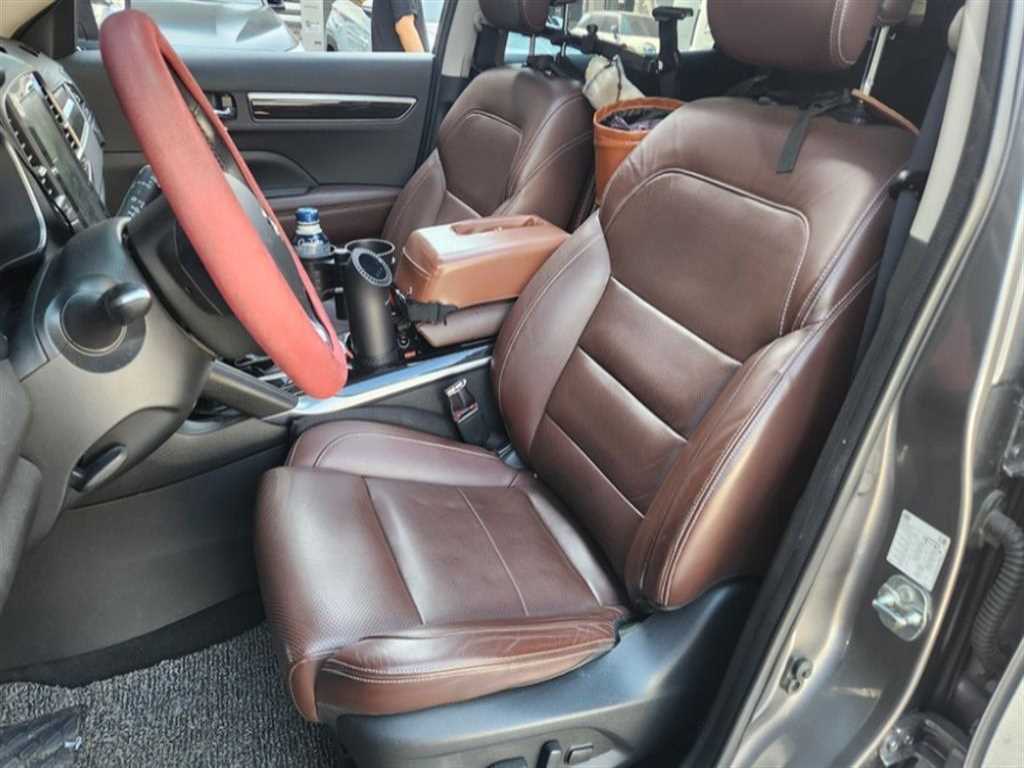 SAMSUNG QM6 - Vista 8