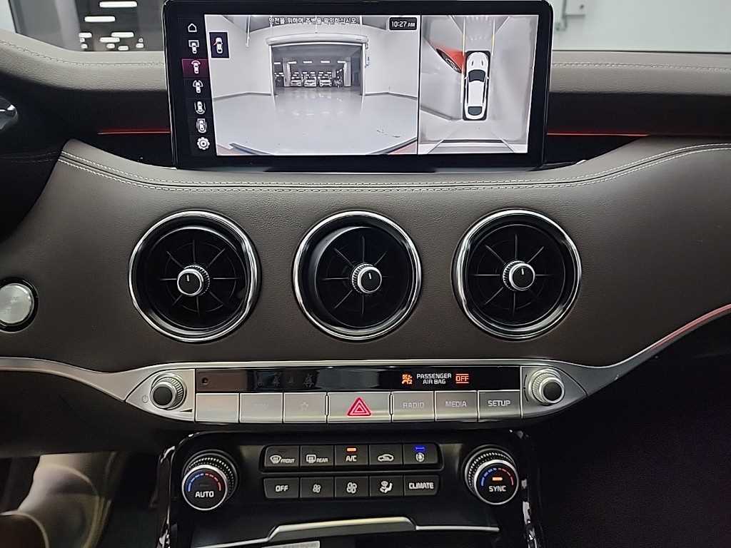 KIA Stinger - Vista 10