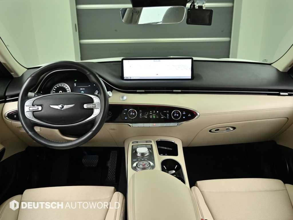 Genesis GV70 - Vista 7