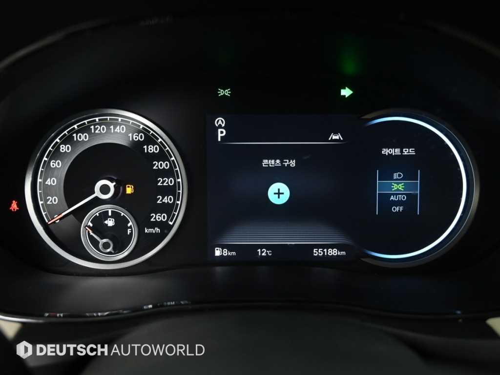 Genesis GV70 - Vista 8