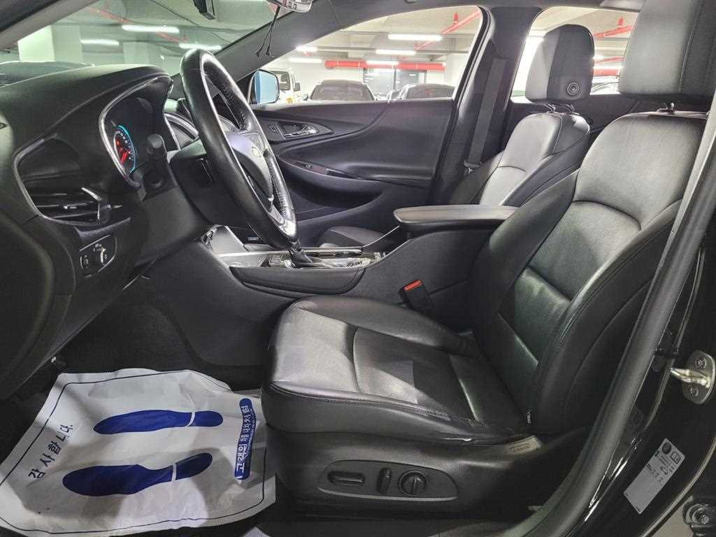 Chevrolet Malibu - Vista 7