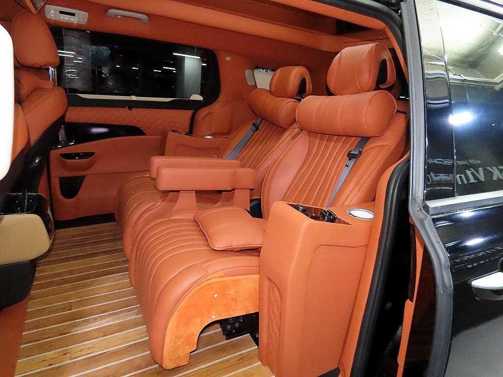 KIA Carnival - Vista 7