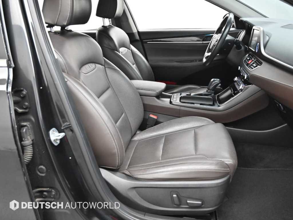 HYUNDAI Grandeur - Vista 10