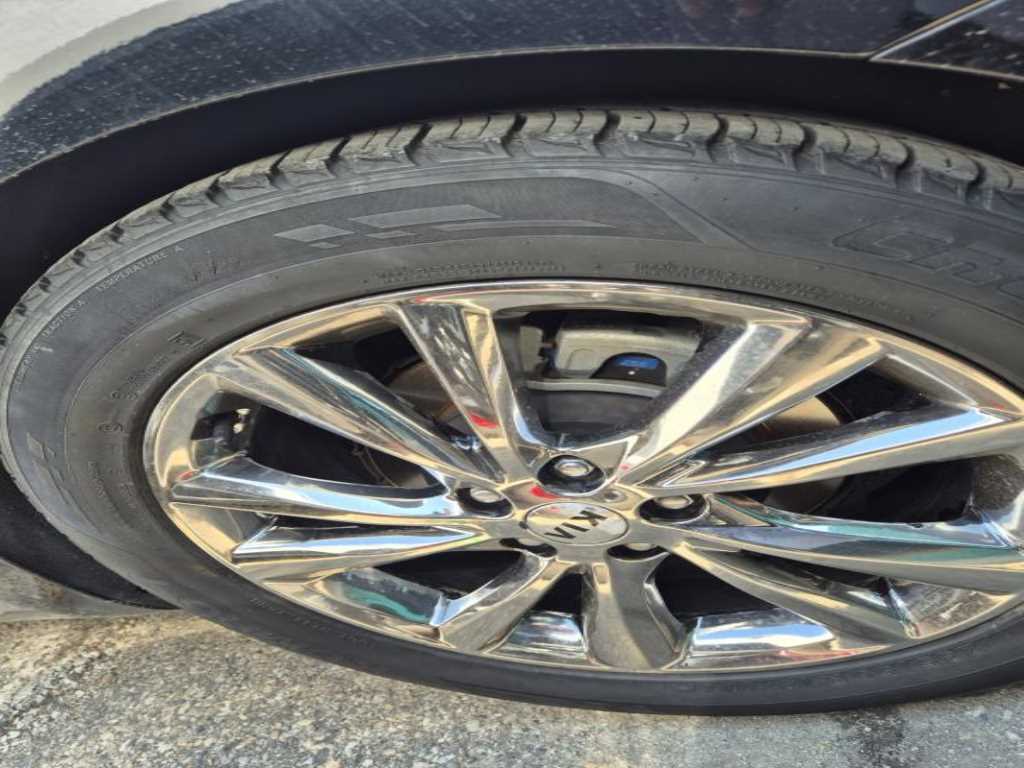 KIA Carnival - Vista 7