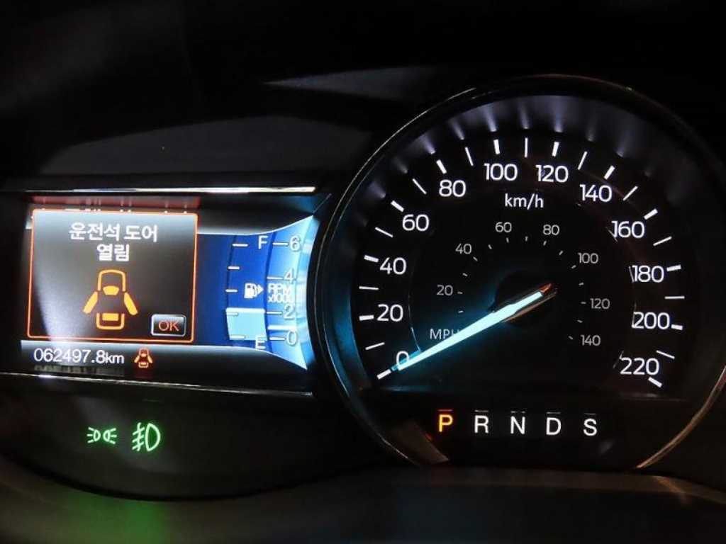 Ford Explorer - Vista 9