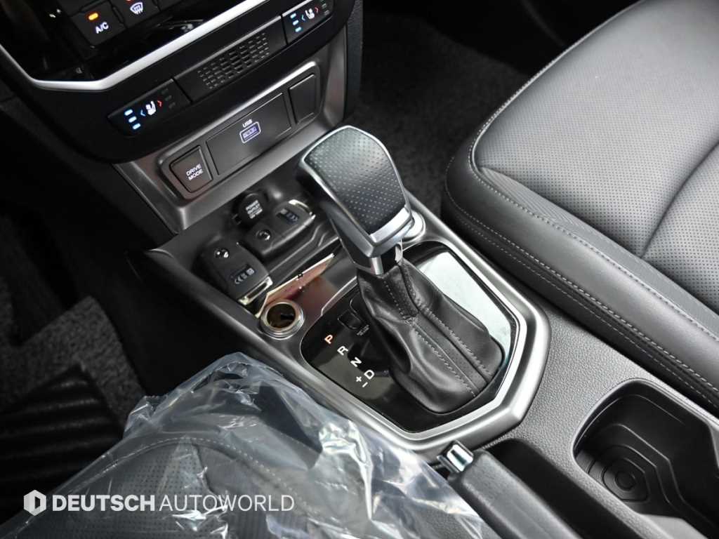 Ssangyong Tivoli - Vista 9