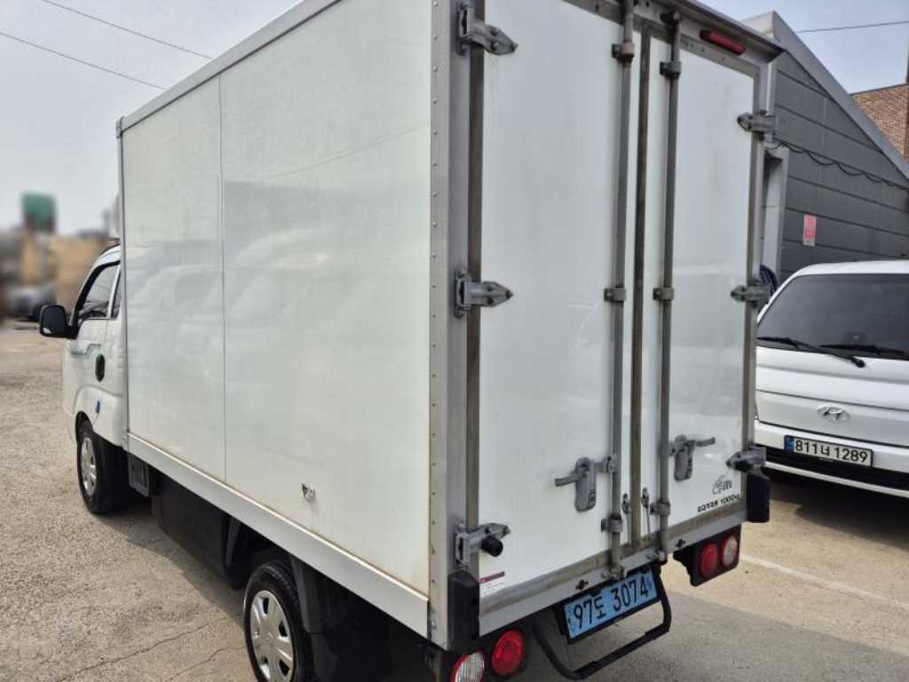 [소형화물][하이내장탑]봉고3 (EV) 1.0톤/킹캡/초장축/플러스형 - миниатюра 3