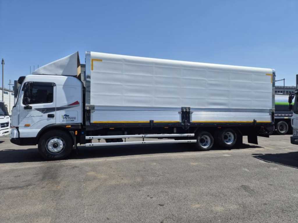 medium and large cargo truck 2020 Blanco - Importación desde Corea - HF Imports Iquique - Foto 1