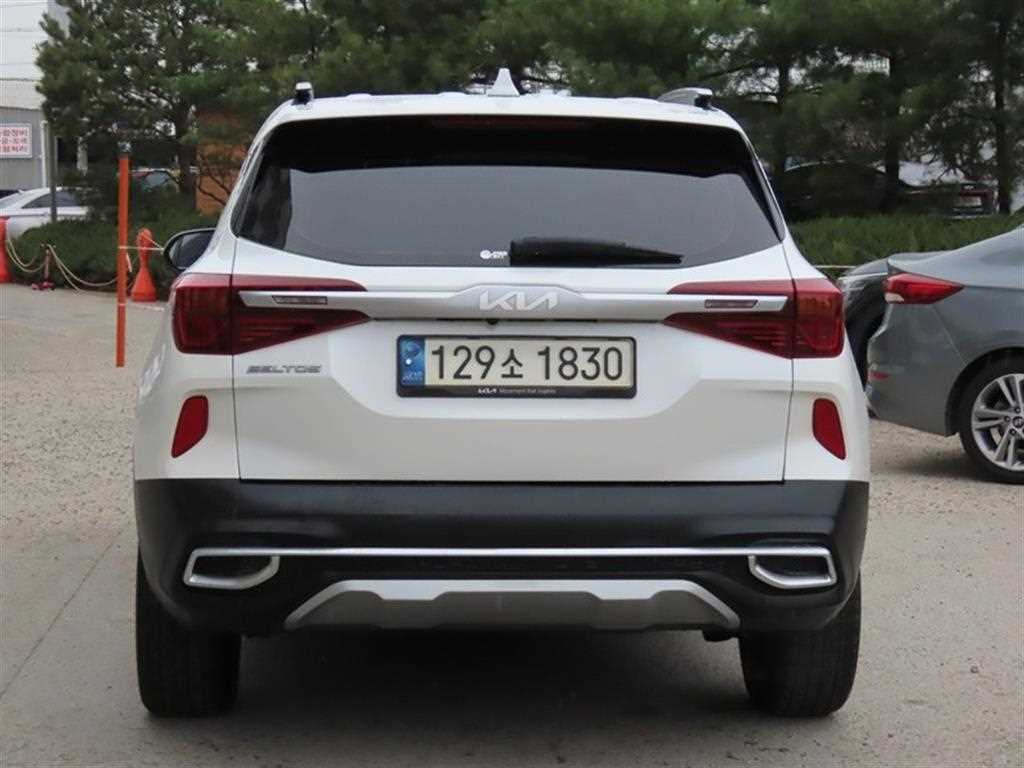 KIA Seltos - Vista 4