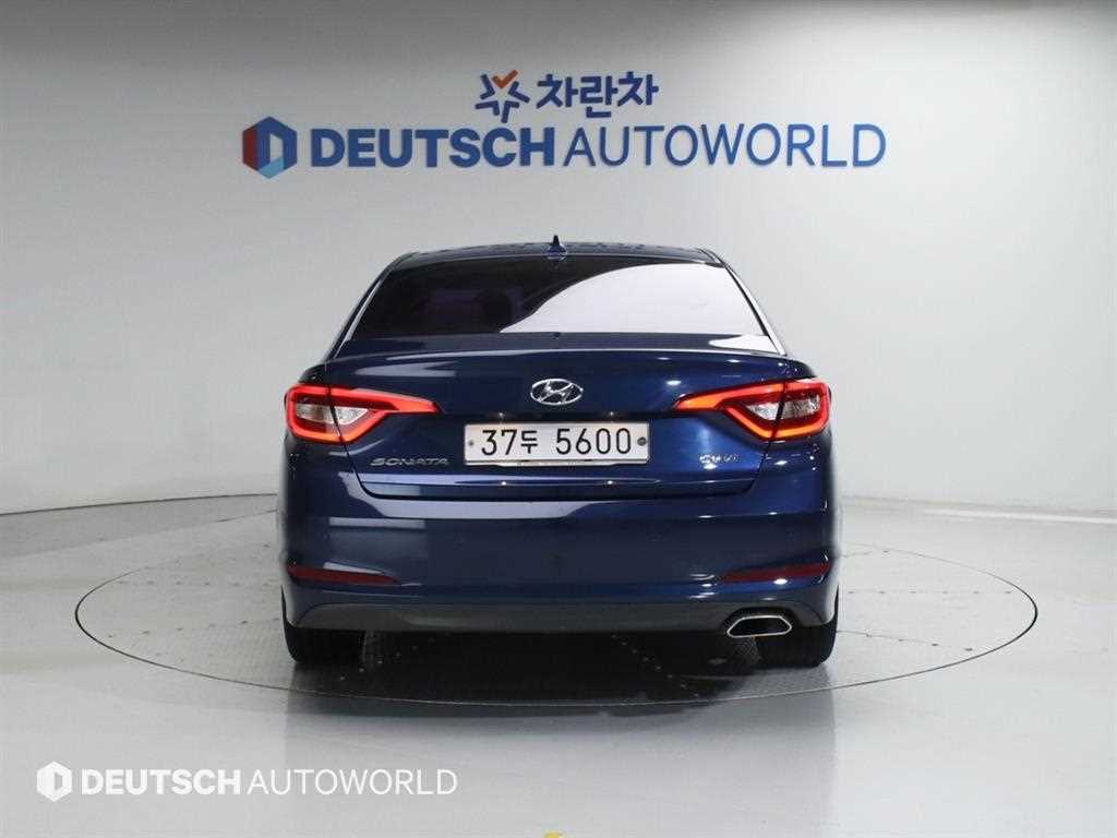 HYUNDAI Sonata - Vista 5