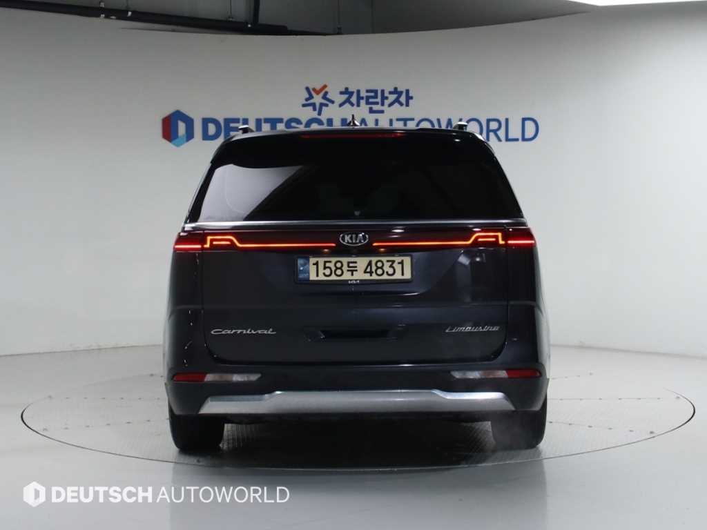 KIA Carnival - Vista 4