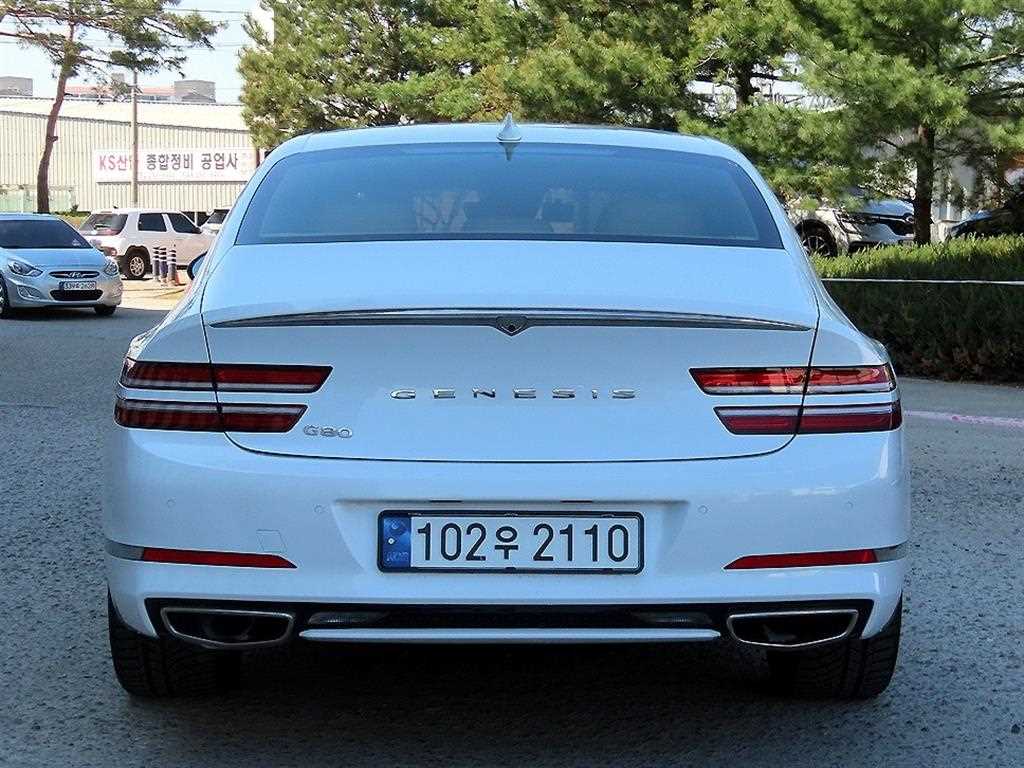 Genesis G80 - Vista 4