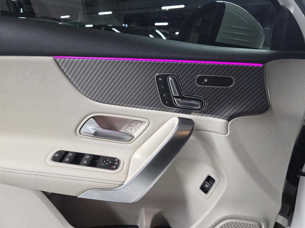 Mercedes Benz A Class 2024 Blanco - Importación desde Corea - HF Imports Iquique - Foto 17