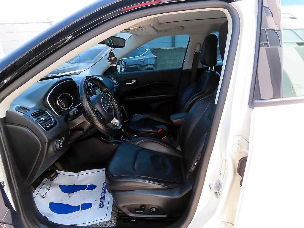 Jeep Compass - Vista 5