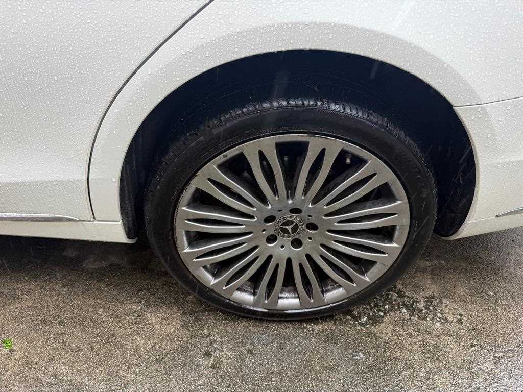 Mercedes Benz S Class - Vista 11