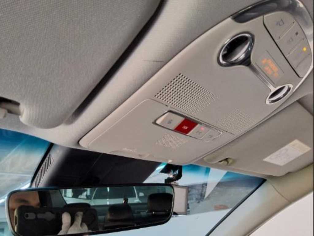 HYUNDAI Grandeur - Vista 9