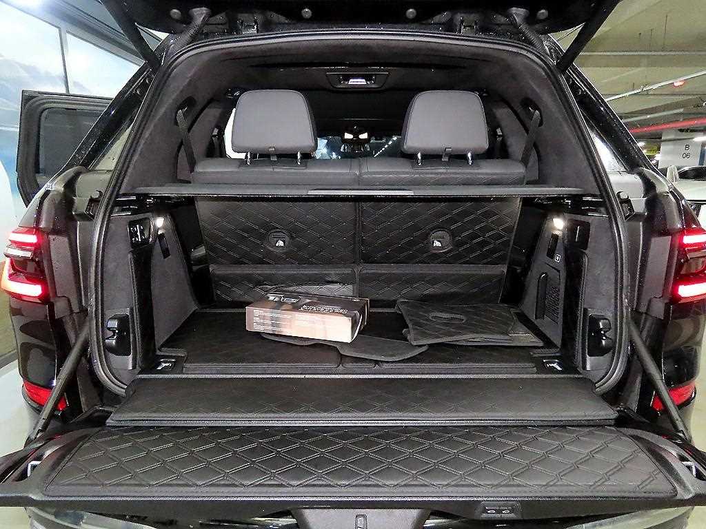 BMW X7 2024 Negro - Importación desde Corea - HF Imports Iquique - Foto 16