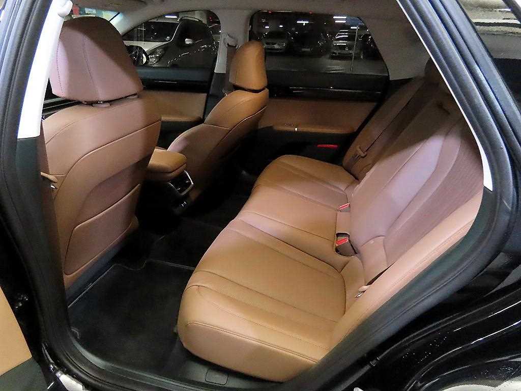 HYUNDAI Grandeur - Vista 7