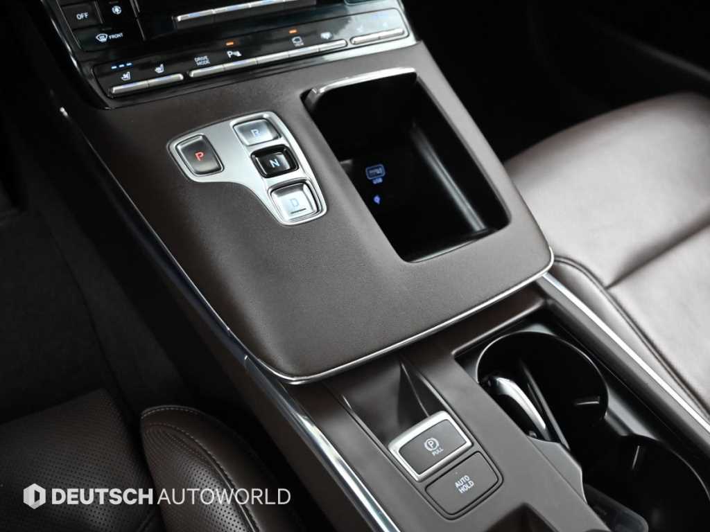 HYUNDAI Grandeur - Vista 9