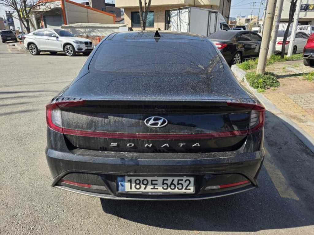 HYUNDAI Sonata - Vista 2