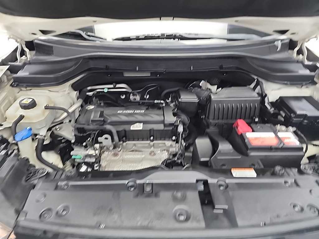 Ssangyong Tivoli - Vista 5