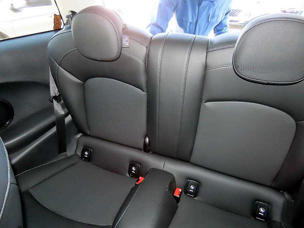 Mini Cooper - Vista 6