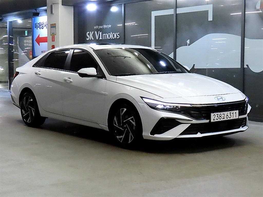 HYUNDAI Avante 2026 Blanco - Importación desde Corea - HF Imports Iquique - Foto 1