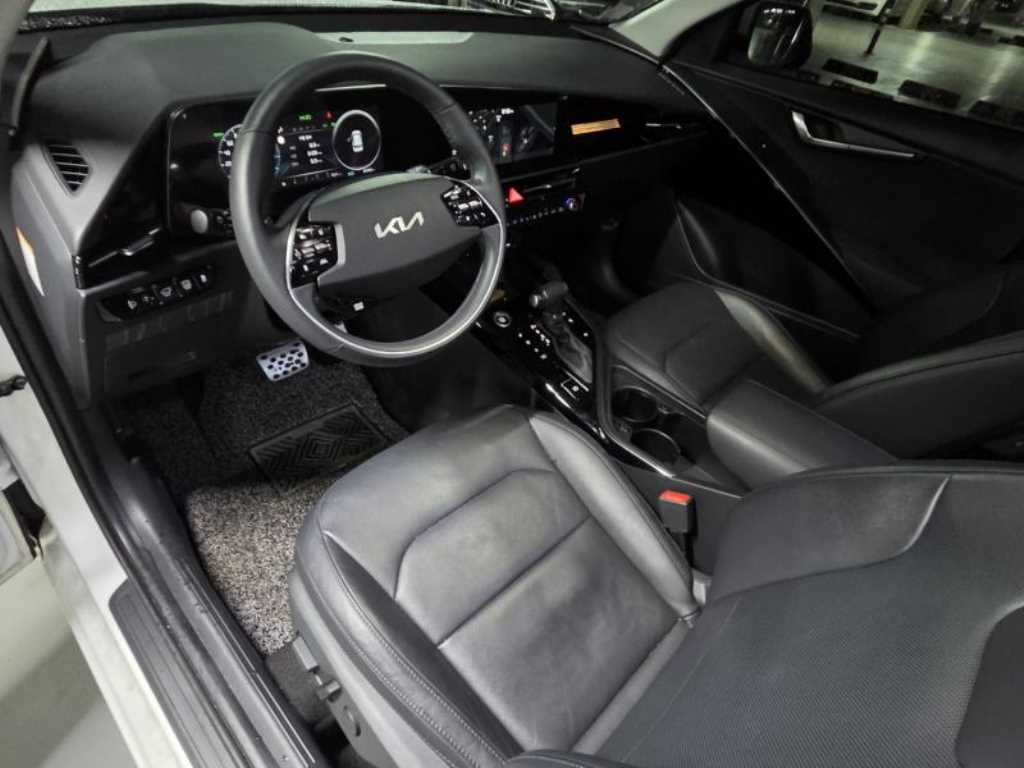 KIA Niro - Vista 10