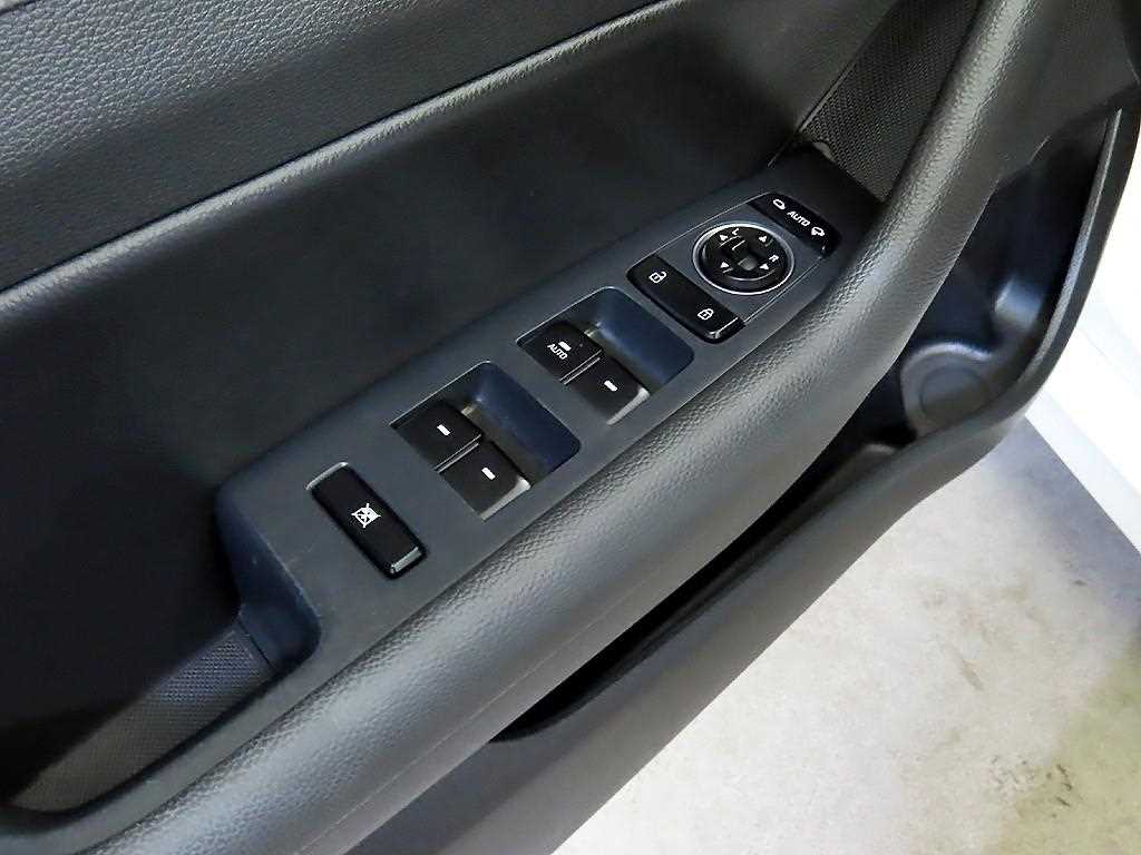 HYUNDAI Sonata 2018 Blanco - Importación desde Corea - HF Imports Iquique - Foto 17