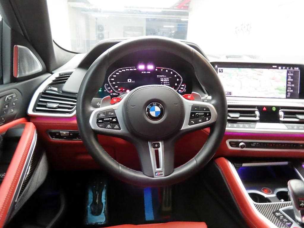 BMW X6M - Vista 6
