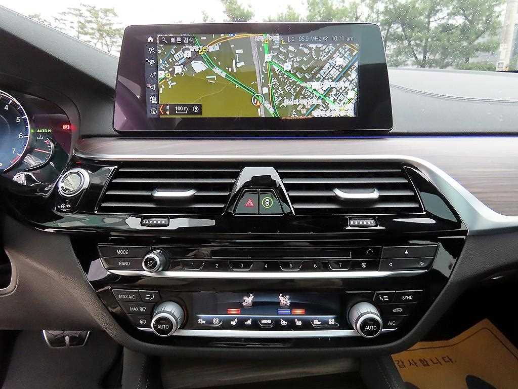 BMW 5 Series 2018 Blanco - Importación desde Corea - HF Imports Iquique - Foto 13