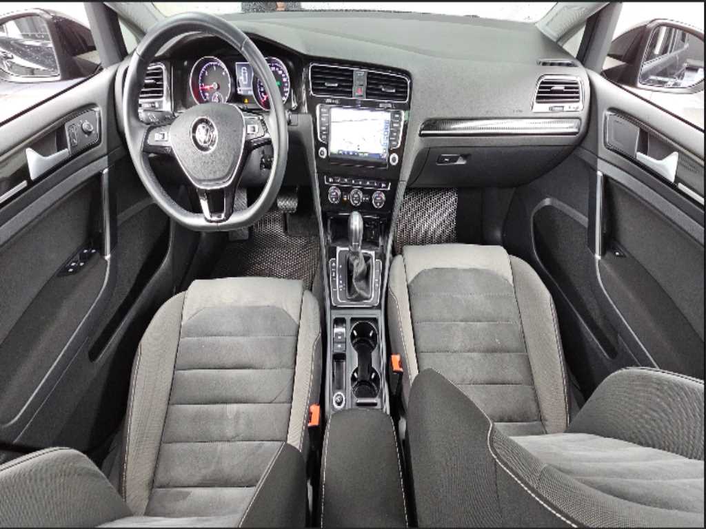 Volkswagen Golf - Vista 7