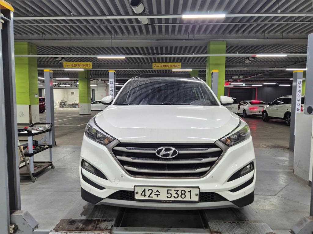 HYUNDAI Tucson 2016 Blanco - Importación desde Corea - HF Imports Iquique - Foto 1