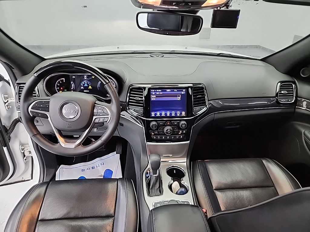 Jeep Cherokee - Vista 7