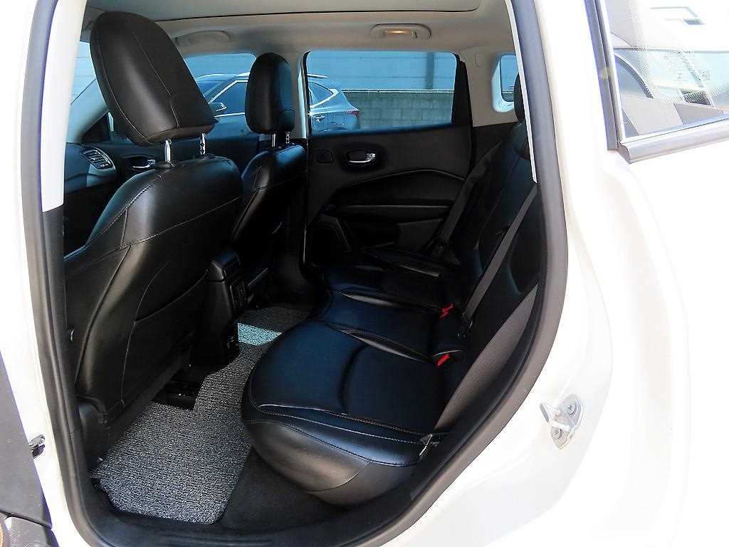 Jeep Compass - Vista 6