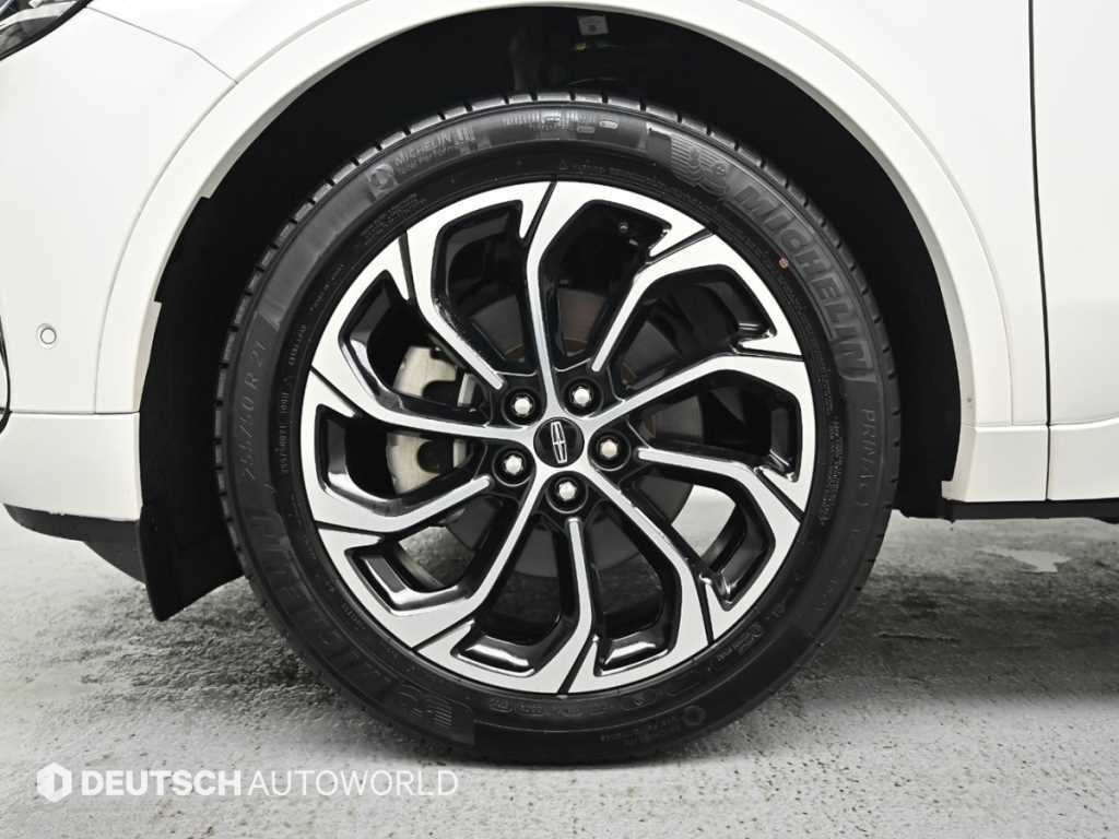 Lincoln Nautilus - Vista 5