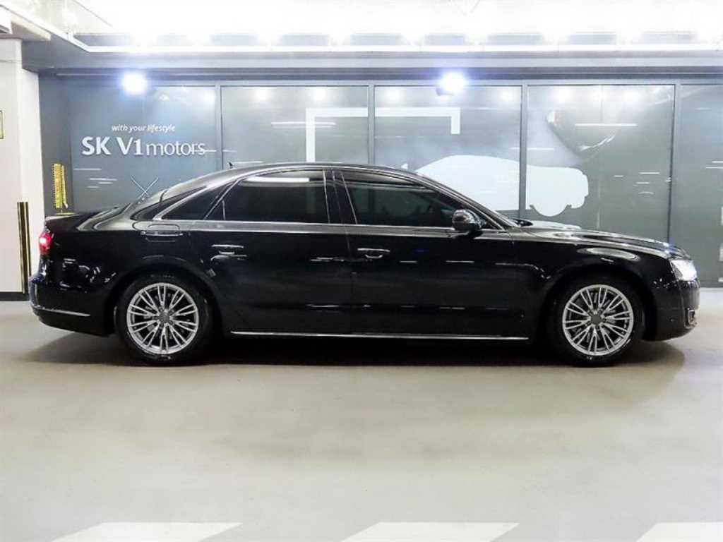Audi A8 - Vista 3