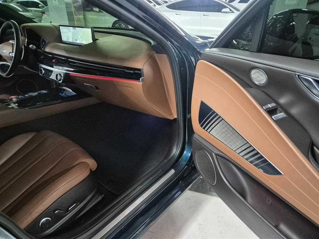 Genesis G80 - Vista 11