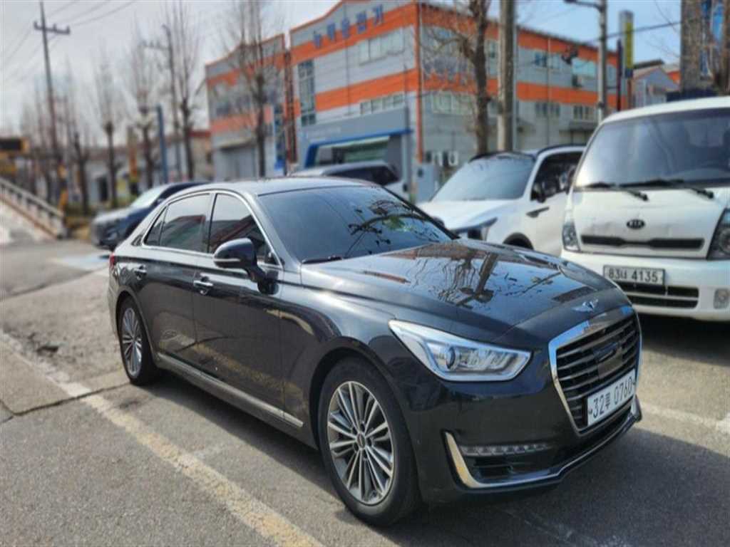 Genesis EQ900 - Vista 3