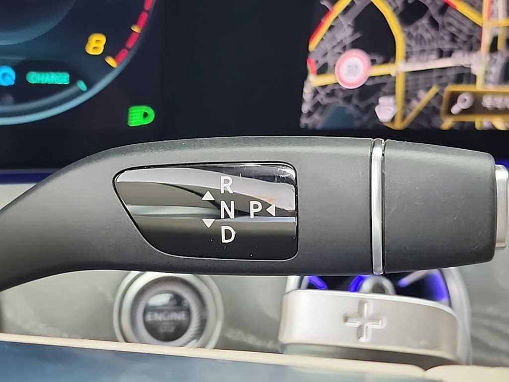 Mercedes Benz E class - Vista 8