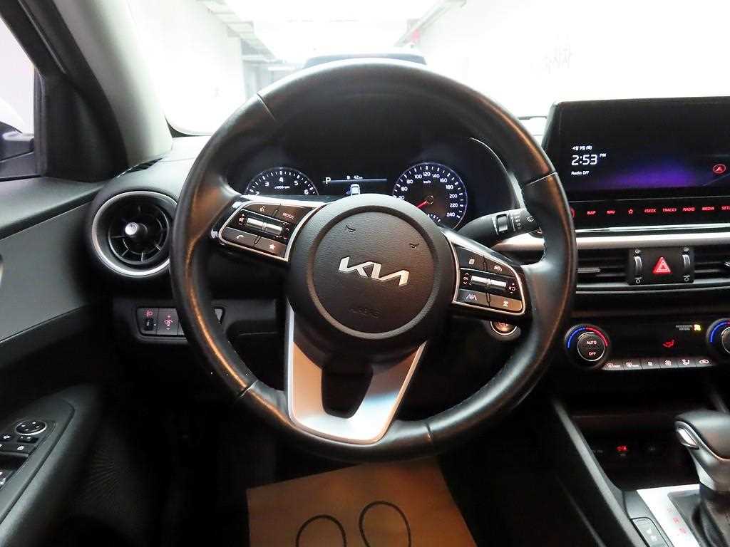 KIA K3 - Vista 8