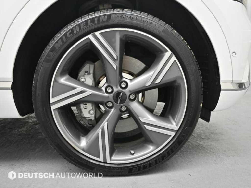 Genesis GV80 - Vista 6