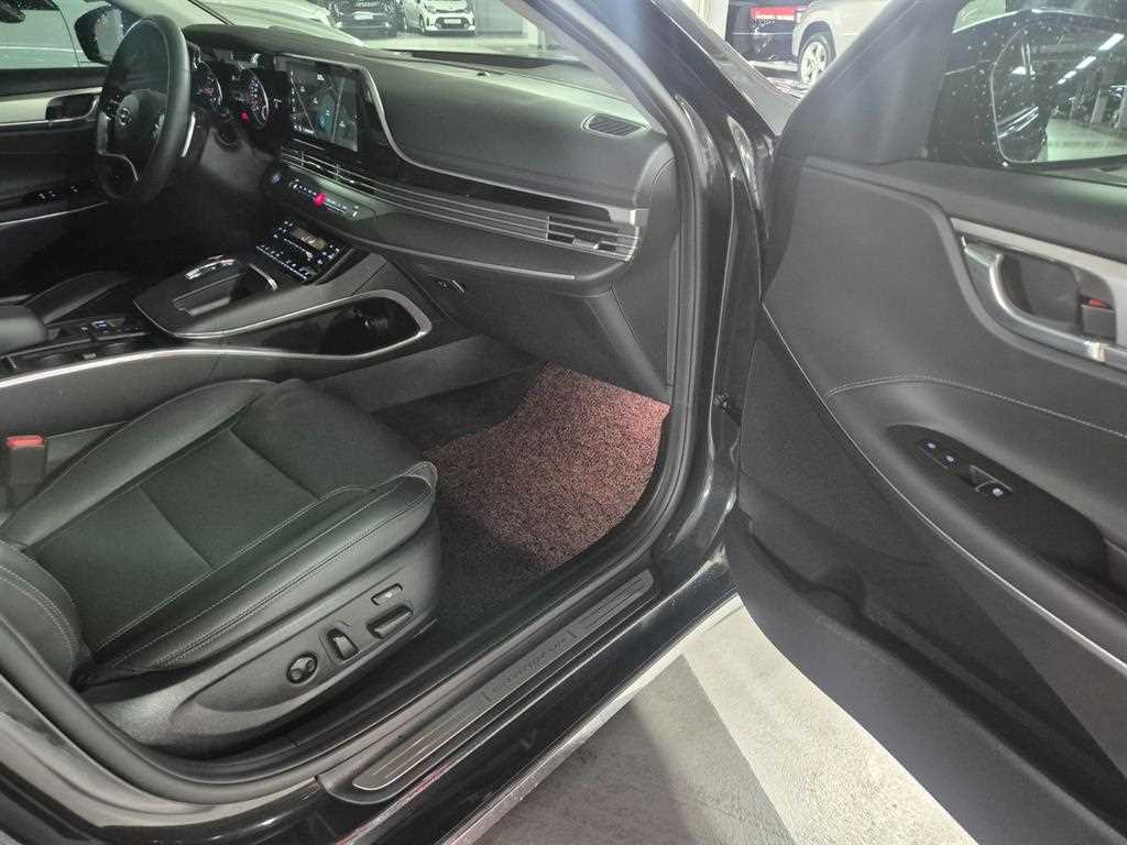 HYUNDAI Grandeur - Vista 10