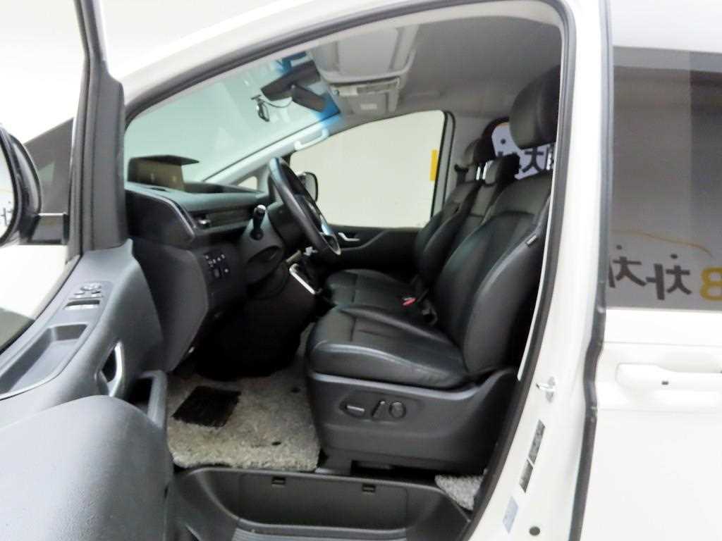 HYUNDAI Staria 2023 Blanco - Importación desde Corea - HF Imports Iquique - Foto 15